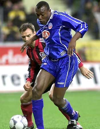 也更加紧密 也更加紧密